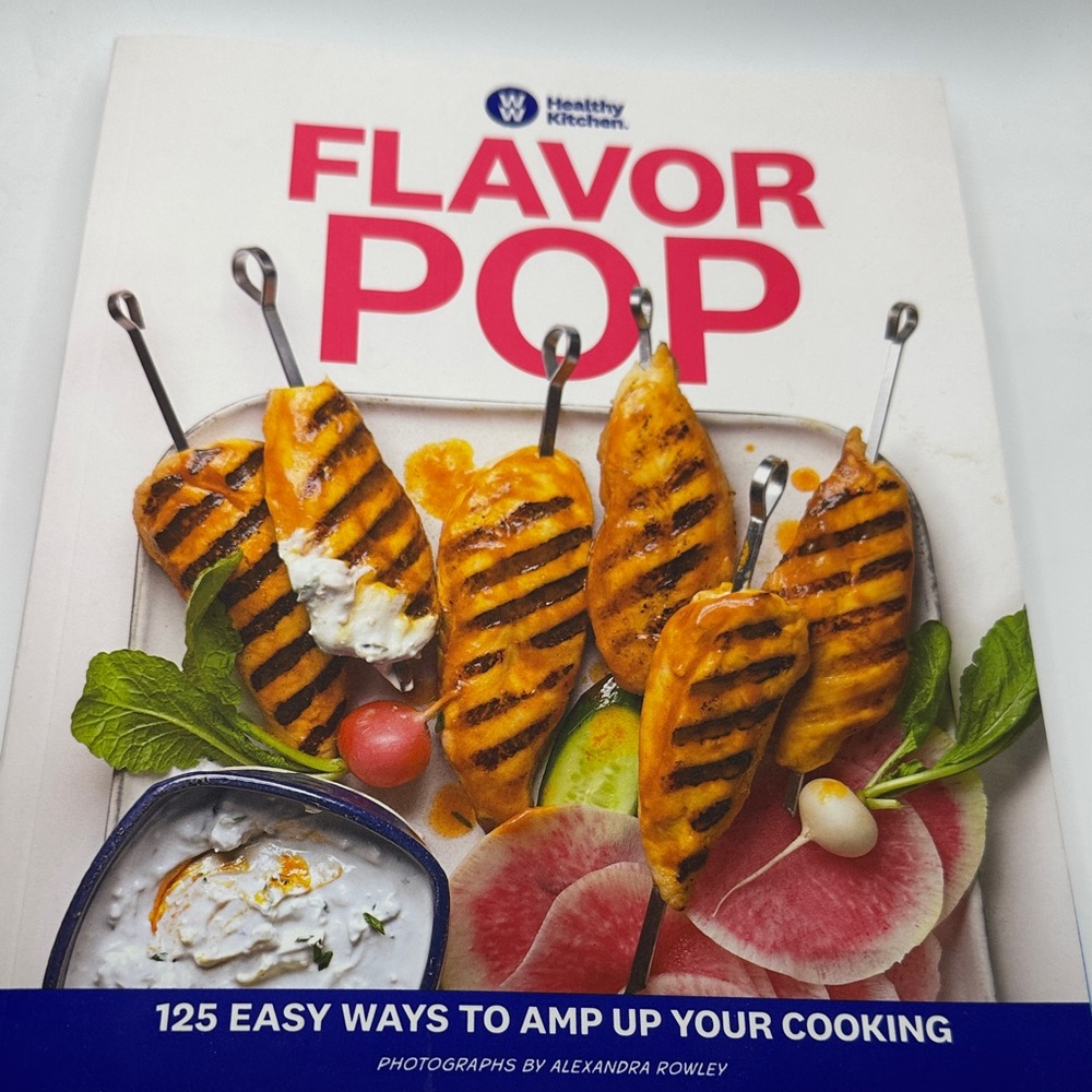 WW Healthy Kitchen Flavor Pop Cookbook 125 Easy Ways to Amp Up Your Cooking Used